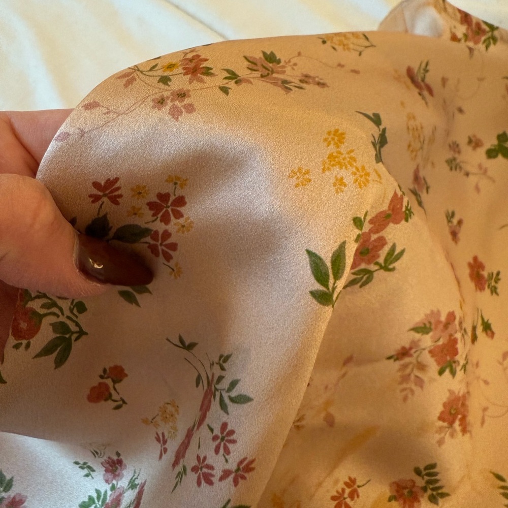 Reformation Floral Blush Mini Skirt - Picture 5 of 10